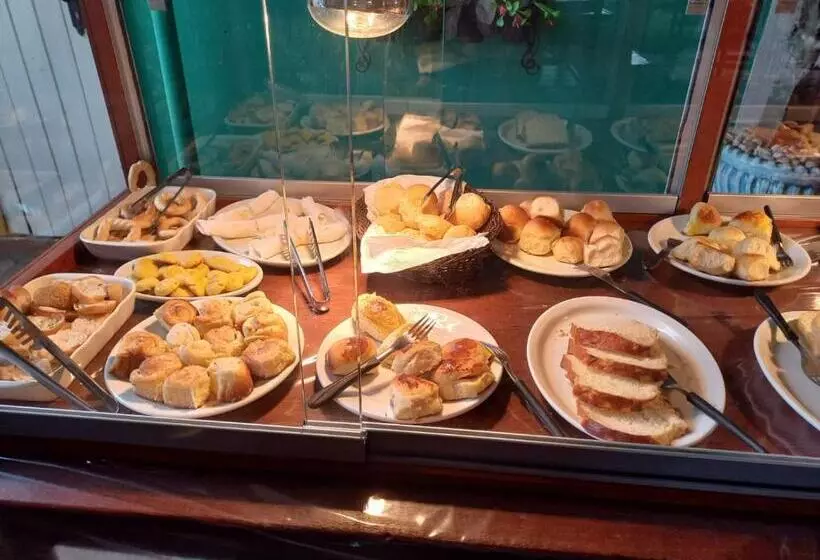 ペンション Pousada Mucuge