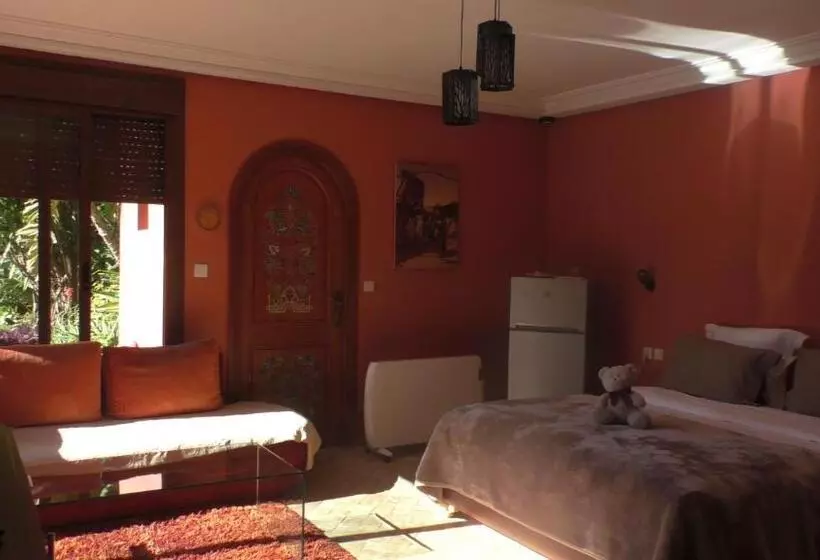 Riad Noumidya