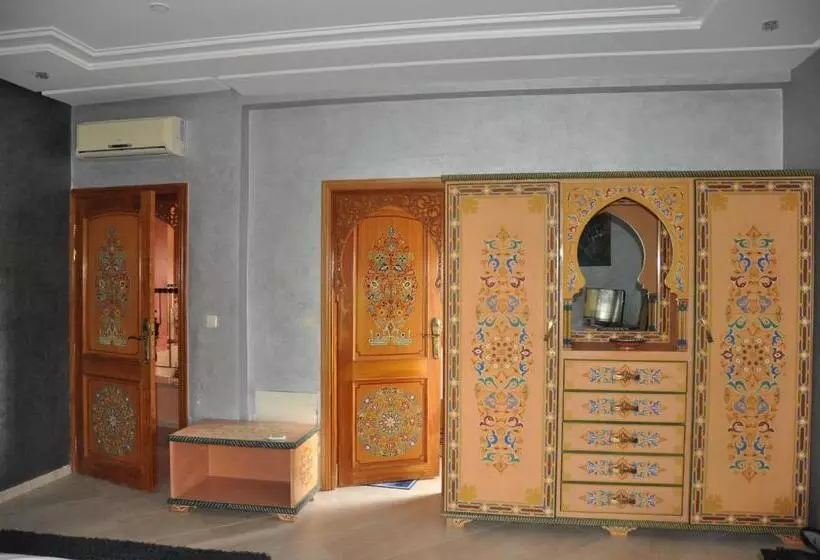 Riad Noumidya