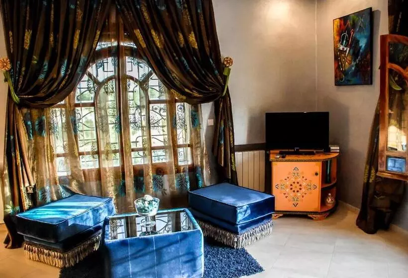 Riad Noumidya