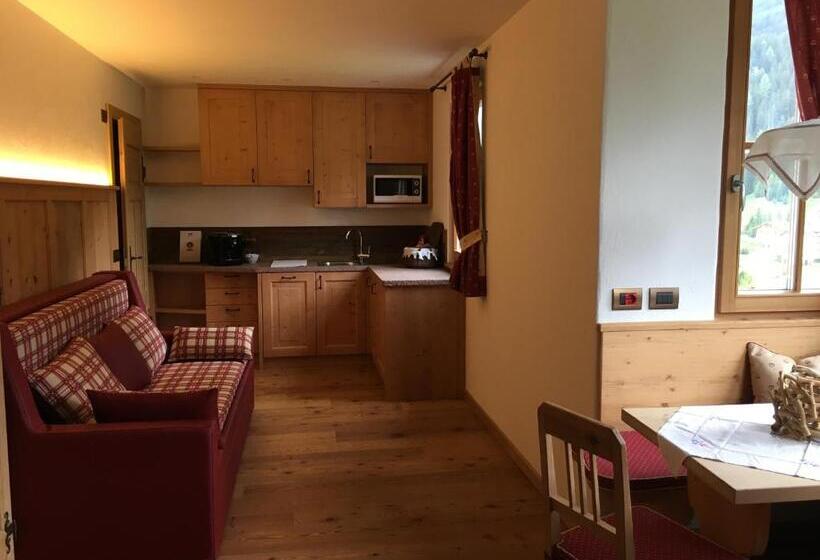 هتل Agritur El Mas