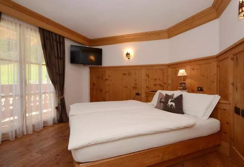 ホテル Agritur El Mas
