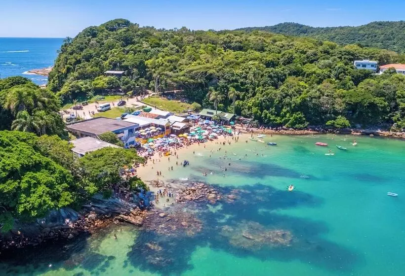 Majatalo Pousada Enseada Dos Golfinhos