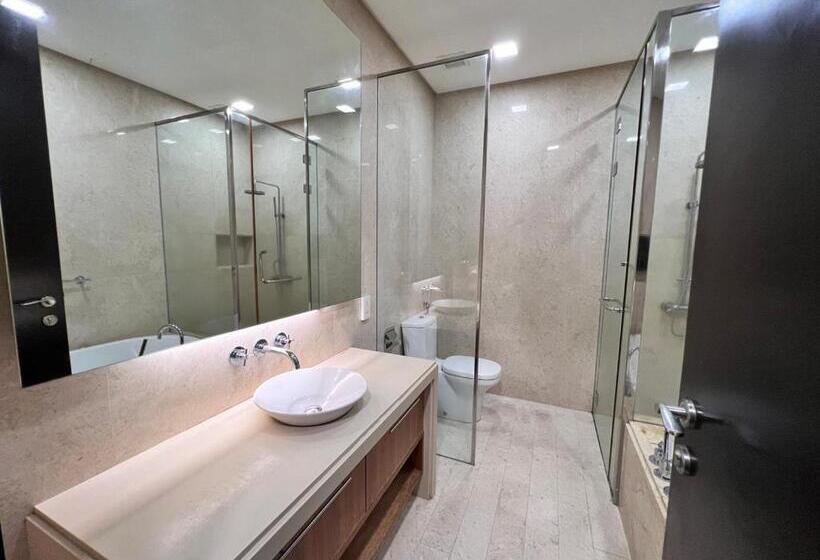 Profolio @ Straits Quay