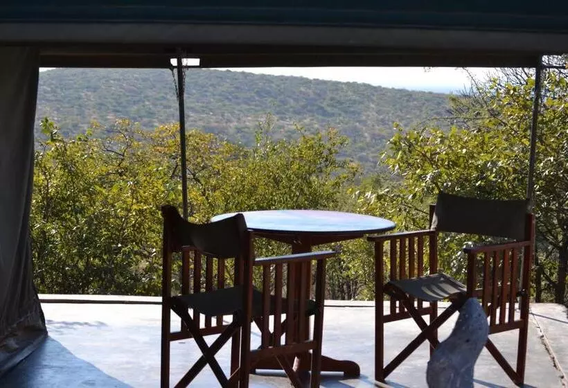 هتل Mondjila Safari Camp