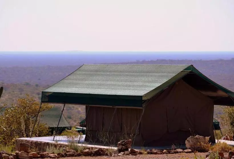 هتل Mondjila Safari Camp