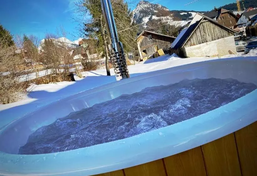 پانسیون Landhaus Tauplitz