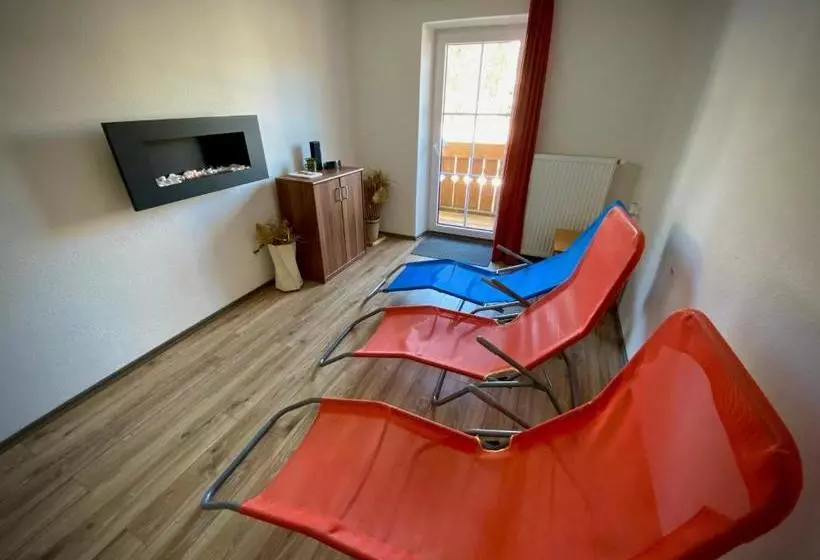 پانسیون Landhaus Tauplitz