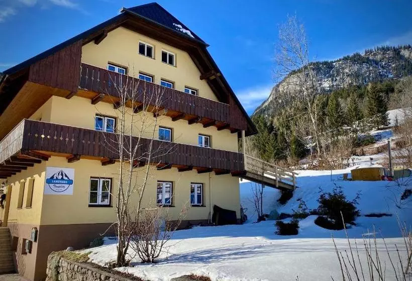پانسیون Landhaus Tauplitz