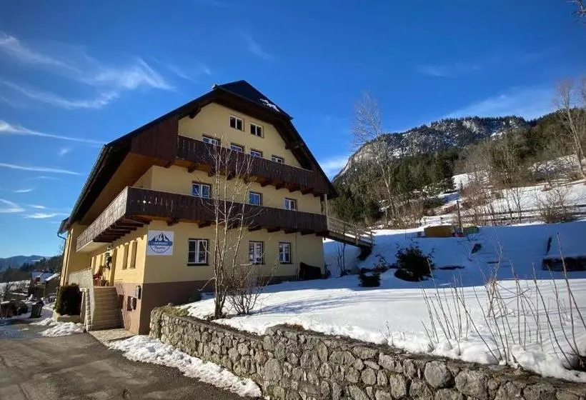 پانسیون Landhaus Tauplitz