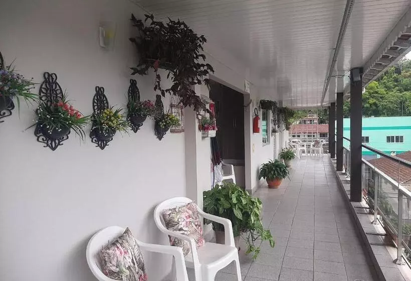 Majatalo Natalina Pousada & Restaurante