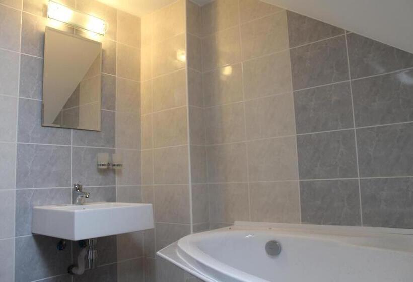 بنسيون Penzion Bowten