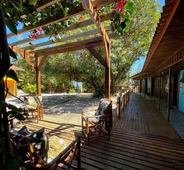 Pensão Pousada & Camping Tubarão