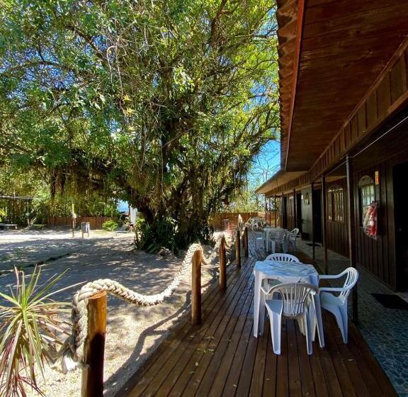 Pensão Pousada & Camping Tubarão