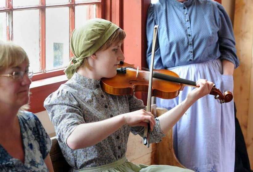 旅馆 The Iona Heights Inn