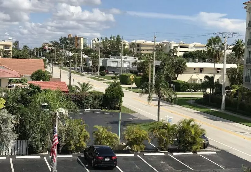 Ocean Villas Of Deerfield
