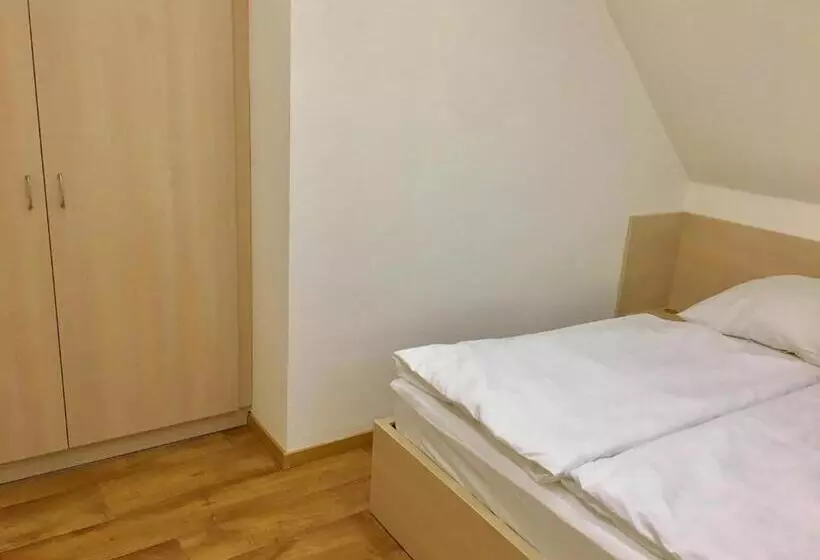 Majatalo Apartman Diófa