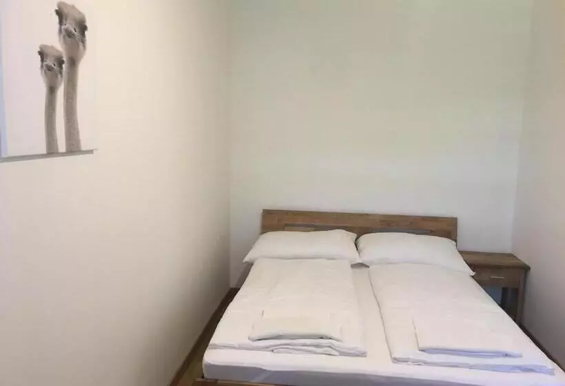 Majatalo Apartman Diófa