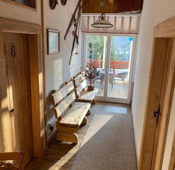 פנסיון Apartmany Moravienka