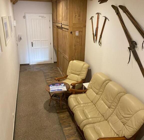 פנסיון Apartmany Moravienka