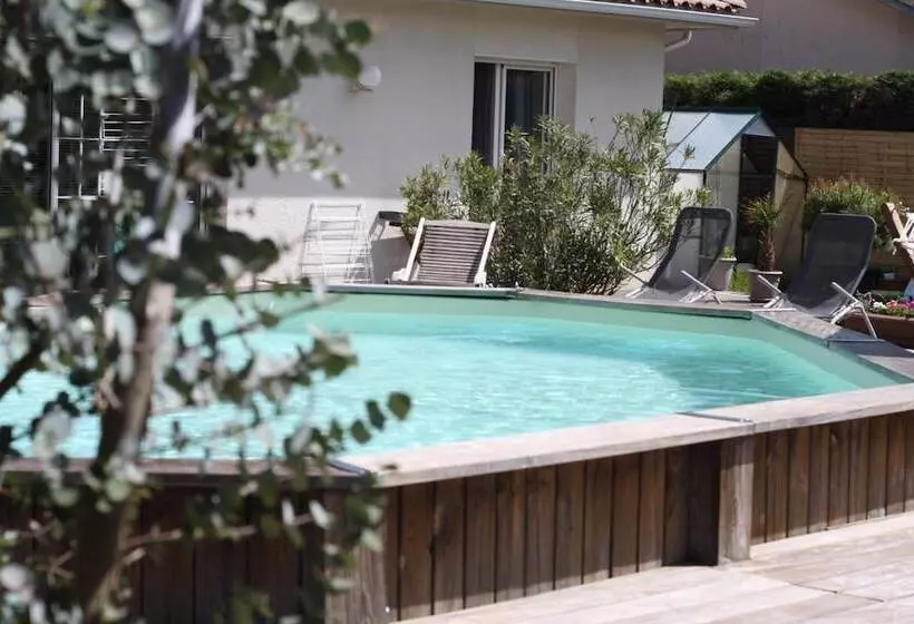 ペンション Calme Et Nature Bassin D Arcachon