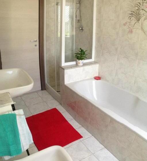 پانسیون Grandi Cime Guest House