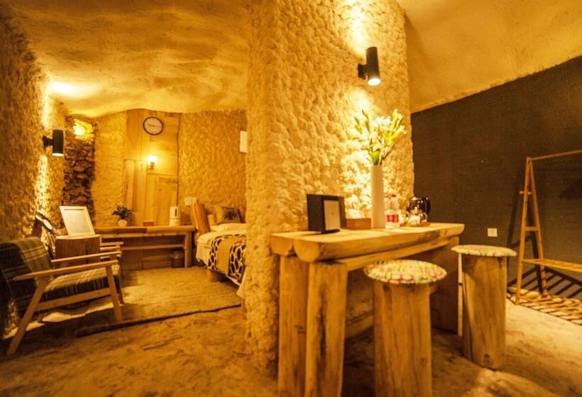 بنسيون Shangri La City Art Stack Forty Seven Other Inn