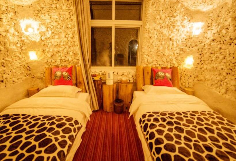 بنسيون Shangri La City Art Stack Forty Seven Other Inn