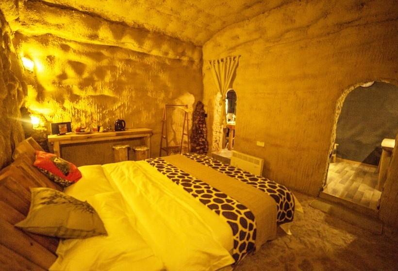 بنسيون Shangri La City Art Stack Forty Seven Other Inn