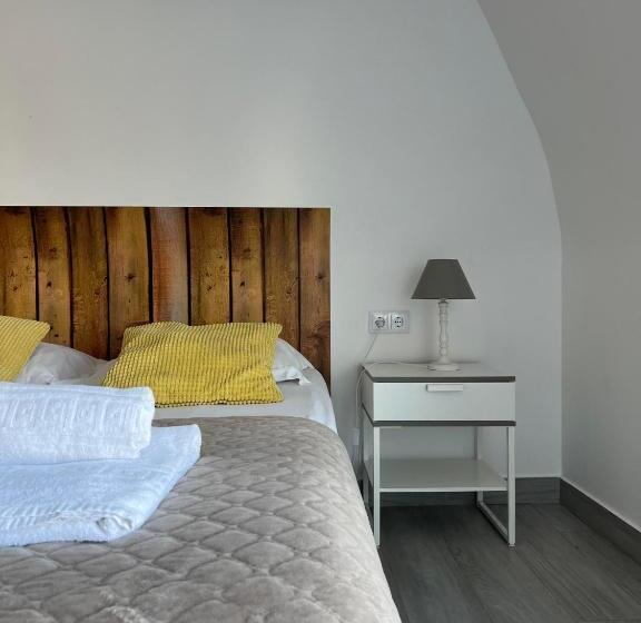 پانسیون Yey Baleal