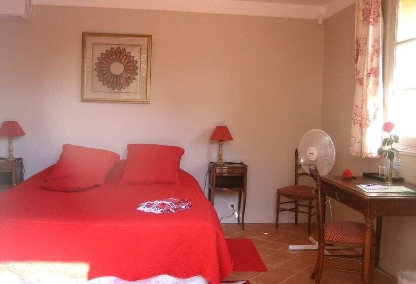 פנסיון Bastide Selva