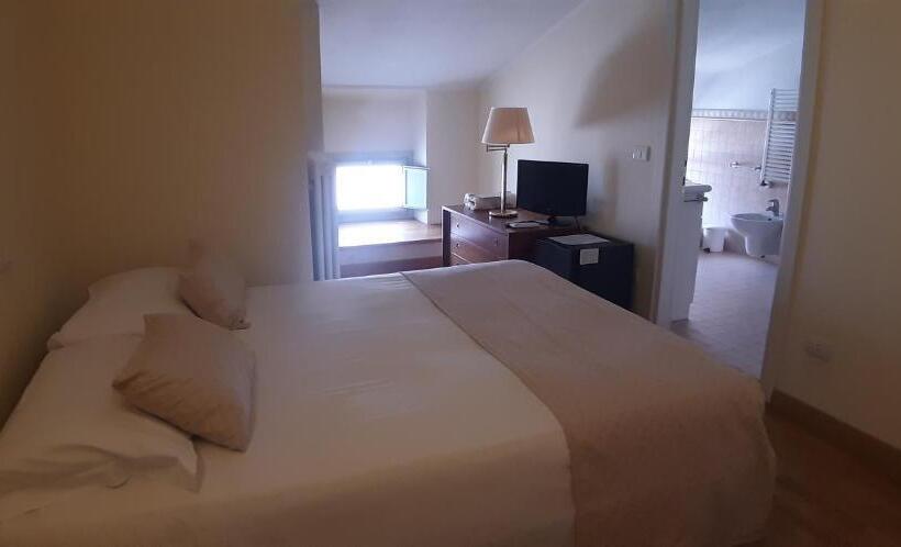 بنسيون Relais Villa Selle