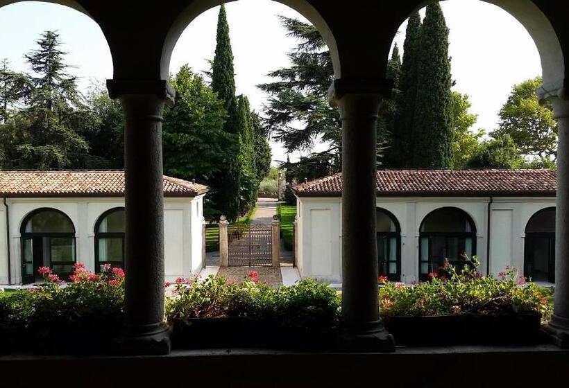 بنسيون Relais Villa Selle