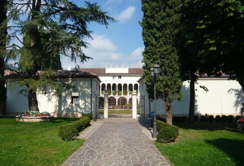 بنسيون Relais Villa Selle