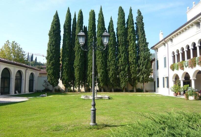 بنسيون Relais Villa Selle