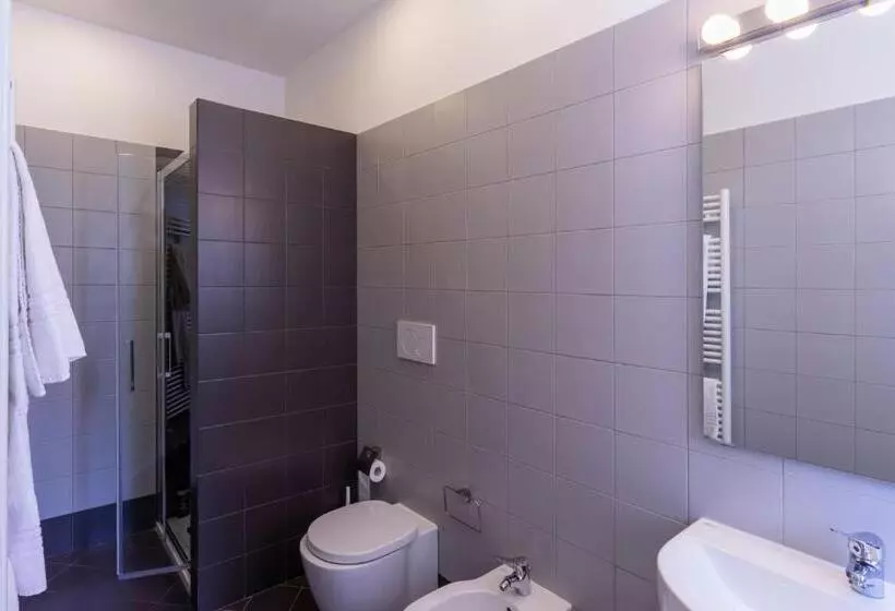 پانسیون Ventitrémarzo Guest House