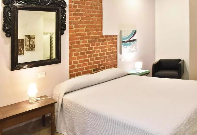 پانسیون Ventitrémarzo Guest House