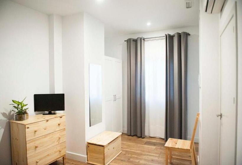 Smile & Co Hostal Boutique