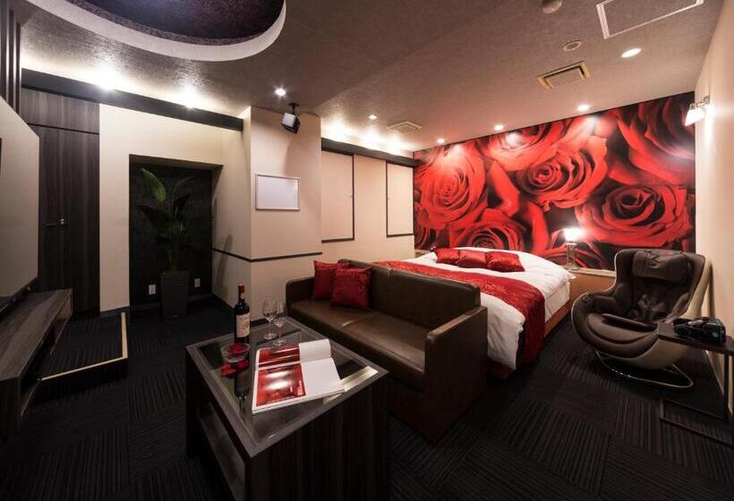 酒店 Fine Into The Premlum