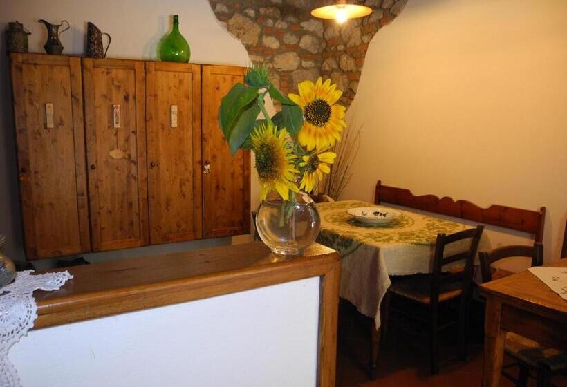 בית מלון כפרי Podere Oslavia Az.agr.bio Giannini