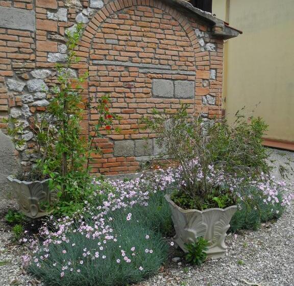 בית מלון כפרי Podere Oslavia Az.agr.bio Giannini