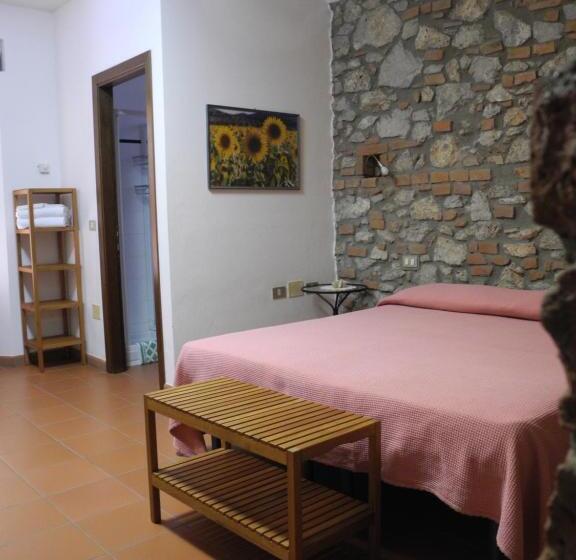 בית מלון כפרי Podere Oslavia Az.agr.bio Giannini