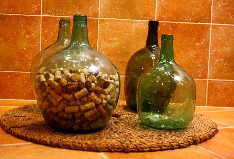 ペンション Hostal La Granja