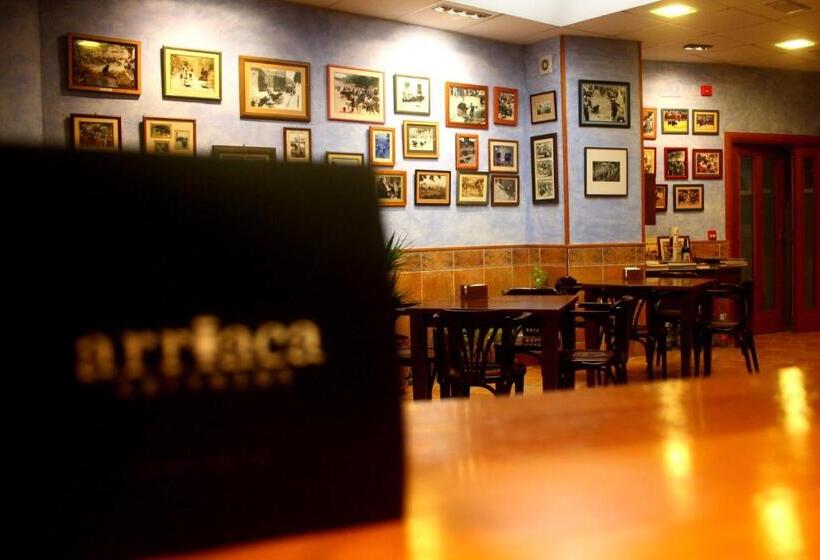 ペンション Hostal La Granja