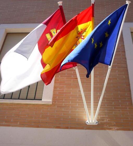 ペンション Hostal La Granja