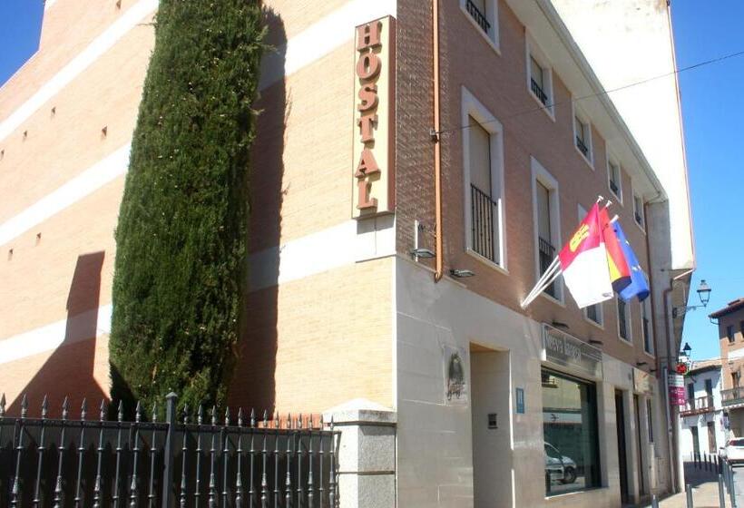 ペンション Hostal La Granja