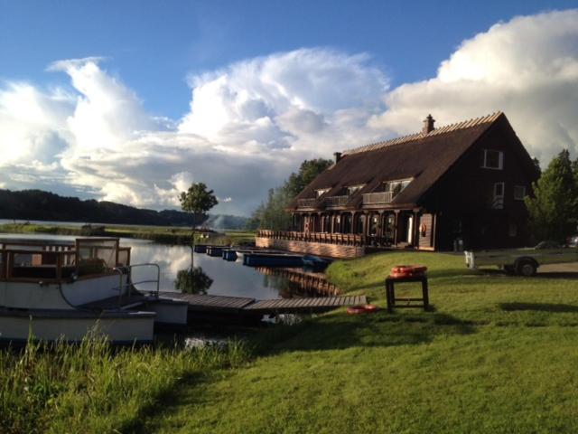 پانسیون Sammuli Holiday Village