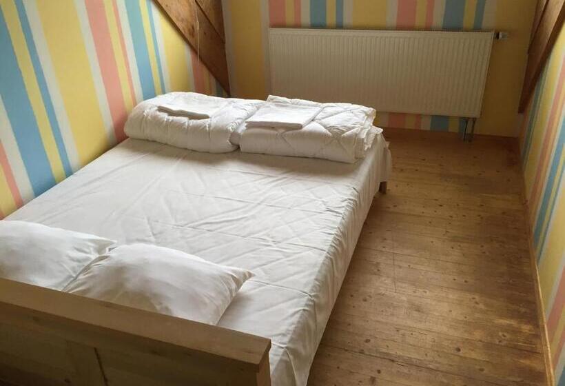 پانسیون Sammuli Holiday Village