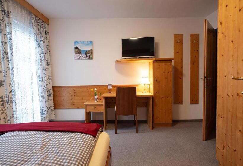 פנסיון Siri's Einkehr