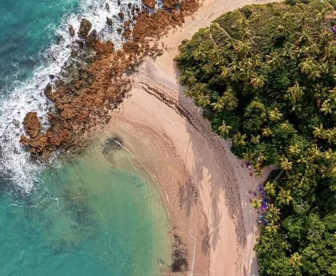 Majatalo Pousada Beach House Coqueirinho